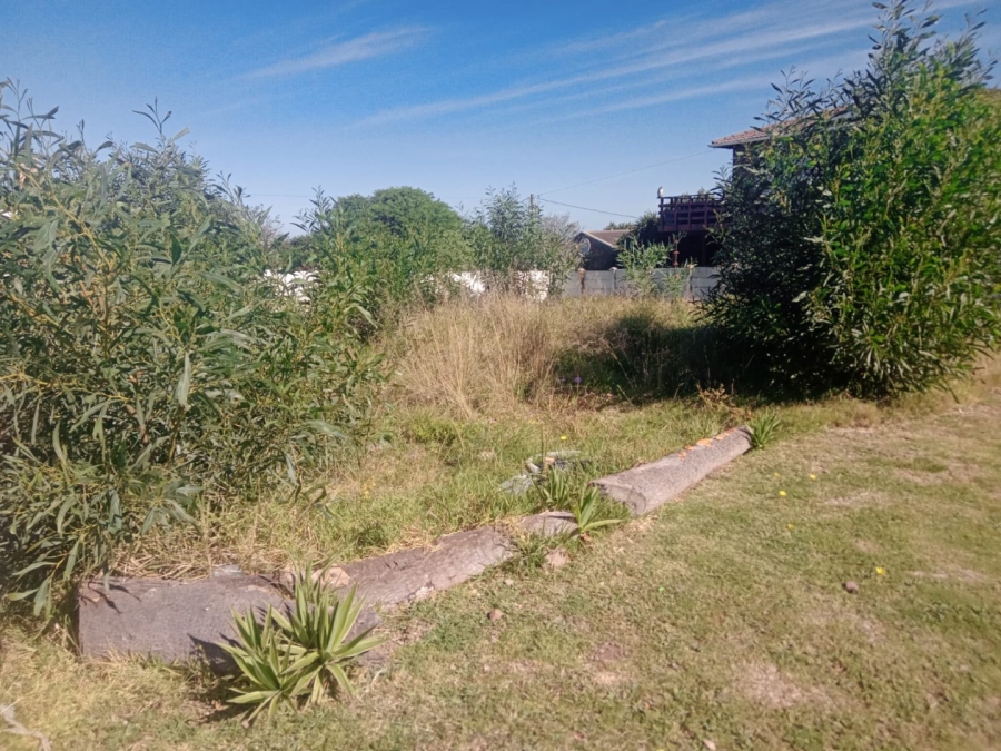 Commercial Property for Sale in Wavecrest Eastern Cape